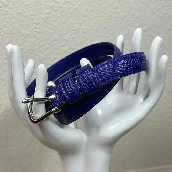 Banana Republic Women’s Vegan Grape Purple Reptile Embossed Belt Silver Buckle - Picture 2 of 9